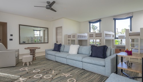 Room, 4 Bedrooms, Beachfront (Ocaso, Casa with Pool)