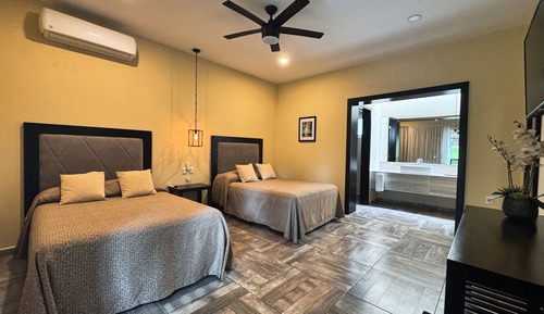 Deluxe Double Room #8
