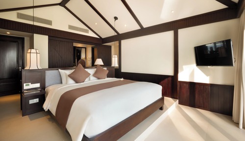 Grand Beach Villa