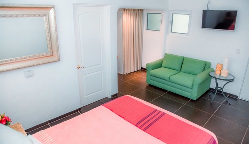Standard Room, 1 Queen Bed