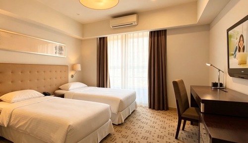 One Bedroom Twin