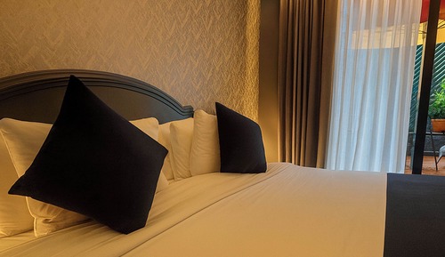 Premier Room