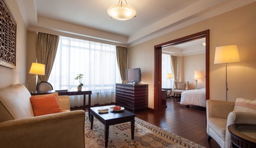 Deluxe King Room