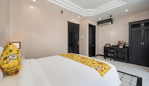 Deluxe Double Room, Bathtub, Balcony