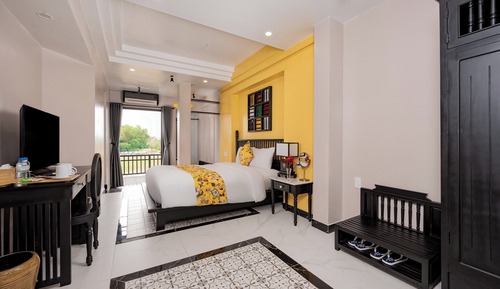 Premier Double Room, Bathtub, Balcony