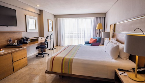 Brisas Bussines Club - 1 King Size Bed