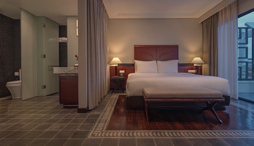 Deluxe King Room, Garden View