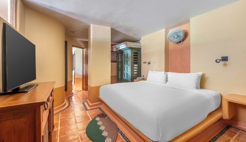 2 BEDROOM 1KG 1TWN 1DOUBLE SUITE PLUNGE POOL