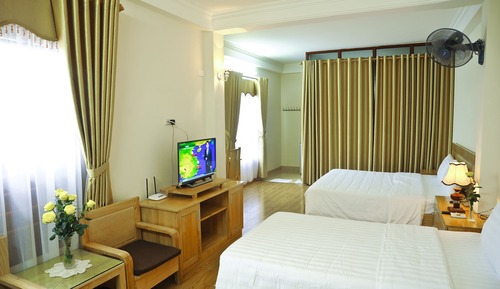 Family Quadruple Room, 1 Bedroom, Non Smoking, Mountain View