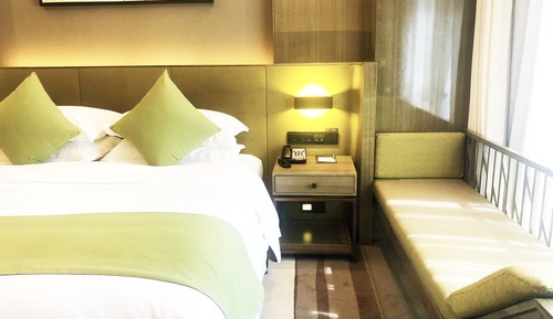Superior Room, 1 King Bed
