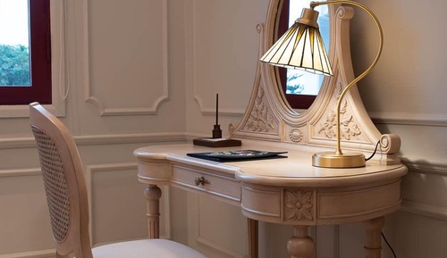 Queen Suite with Pool View (Alix Ayme)