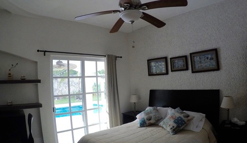 Elite Room, 1 Queen Bed, Non Smoking, Pool View