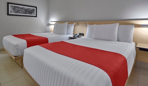 Room, 2 Queen Beds