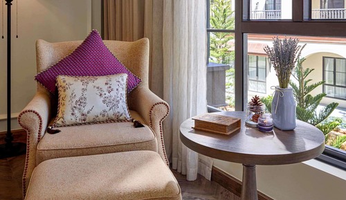 Superior Room, 1 King Bed