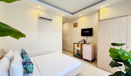 Deluxe Room, City View