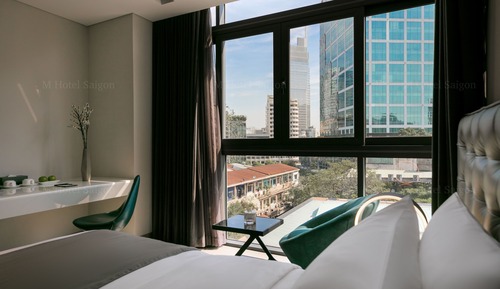 Junior Contemporary Suite