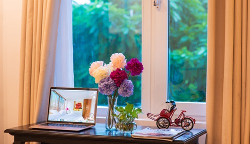Standard Queen Room With City View