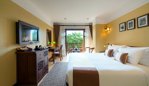 Deluxe Balcony Room, Classic Wing