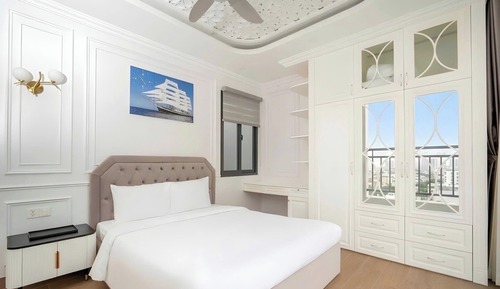 Luxury Villa, 4 Bedrooms