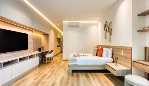 Superior Studio, Balcony, Courtyard View