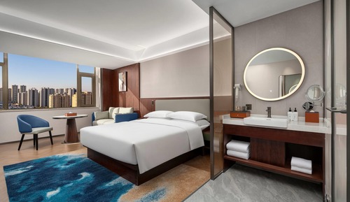 Deluxe Suite, 1 King Bed, Non Smoking