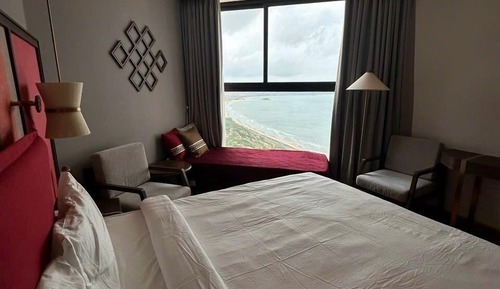 Luxury Double Room Single Use, Lanai