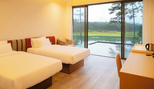 Lake Front Terrace Twin Room