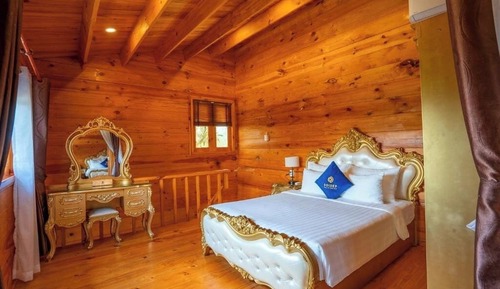 Deluxe Double or Twin Room, Garden View