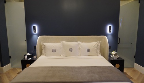 Deluxe Double Room, 1 King Bed, Garden View