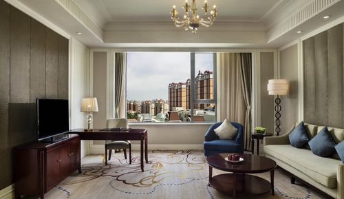 Premium Suite, 1 King Bed, Club Lounge Access (Prestige)