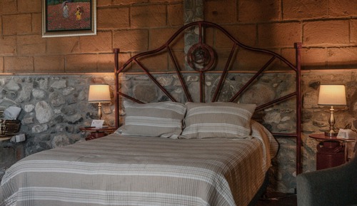 Romantic Cabin