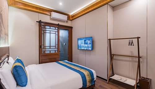 Classic Double Room