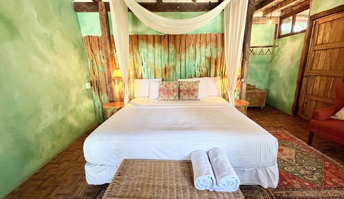 Room, 1 King Bed, Balcony