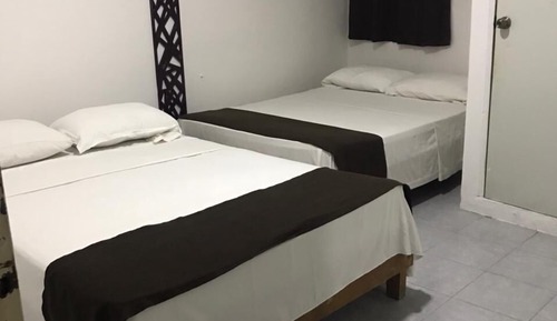 Double Room, 2 Queen Beds
