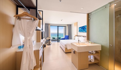 Deluxe Room, Beach View