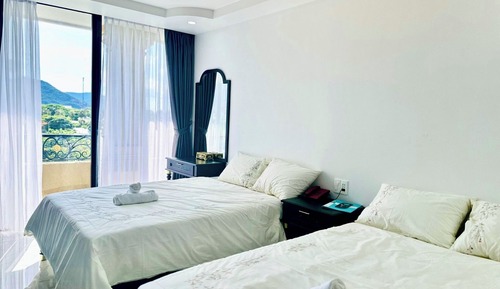 Premier Triple Room