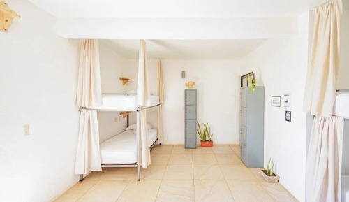 Nazare (Mixed dormitory)