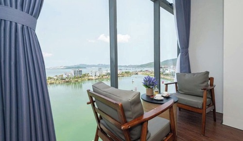 Family Room, Sea View