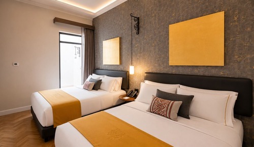 Interior View Queen Suite - Two Beds
