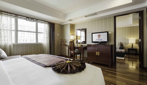 Executive Governor Suite King