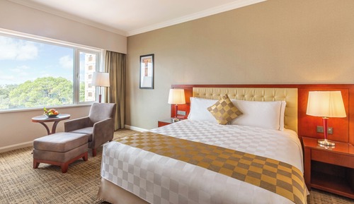 Deluxe Room, 1 King Bed