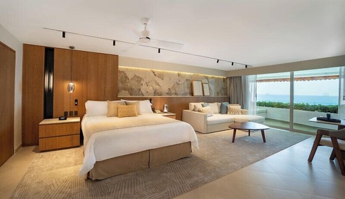 Grand Terrace Suite