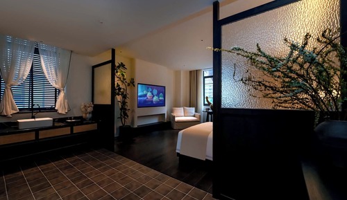 City Twin Room, City View