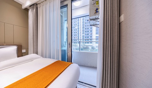 Luxury Suite, Balcony, City View