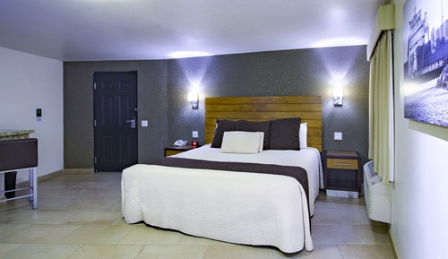 Standard Room, 1 King Bed