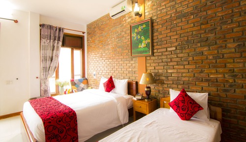 Deluxe Triple Room, Pool View
