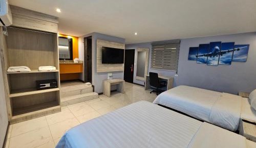 Deluxe Queen Room with Two Queen Beds