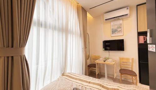 Studio Apartment with Balcony