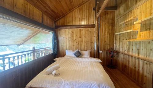 Double Room with Mountain View