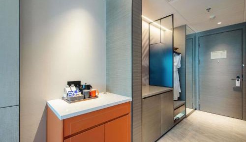 Deluxe Suite with One Double Bed and One Single Bed